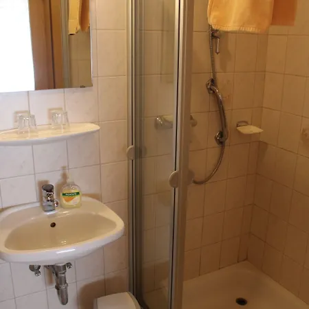 Zur Rotenfelsstube Värdshus Traisen
