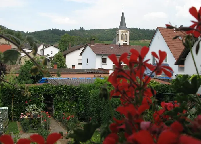Zur Rotenfelsstube Gasthof Traisen