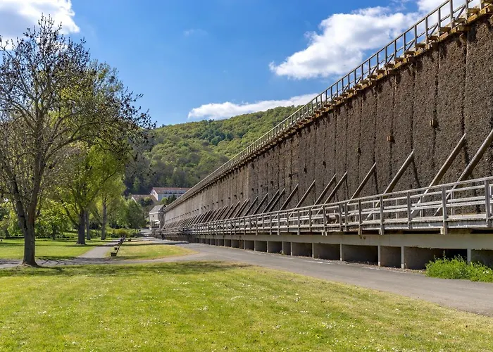 Zur Rotenfelsstube 3*